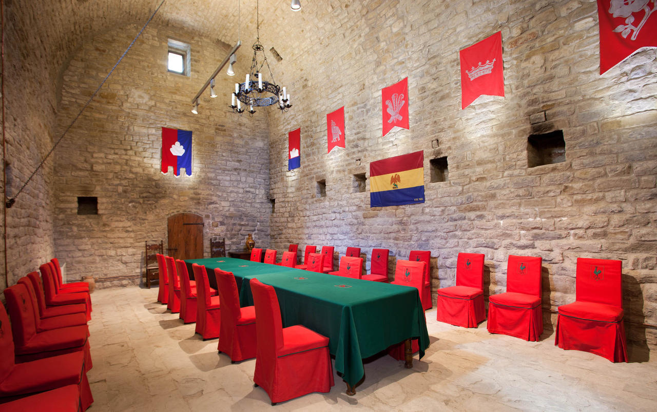 Гостевой дом Castello Di Magrano Carbonesca Экстерьер фото