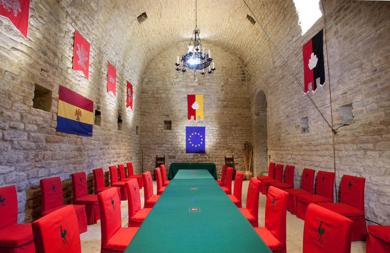 Гостевой дом Castello Di Magrano Carbonesca Экстерьер фото