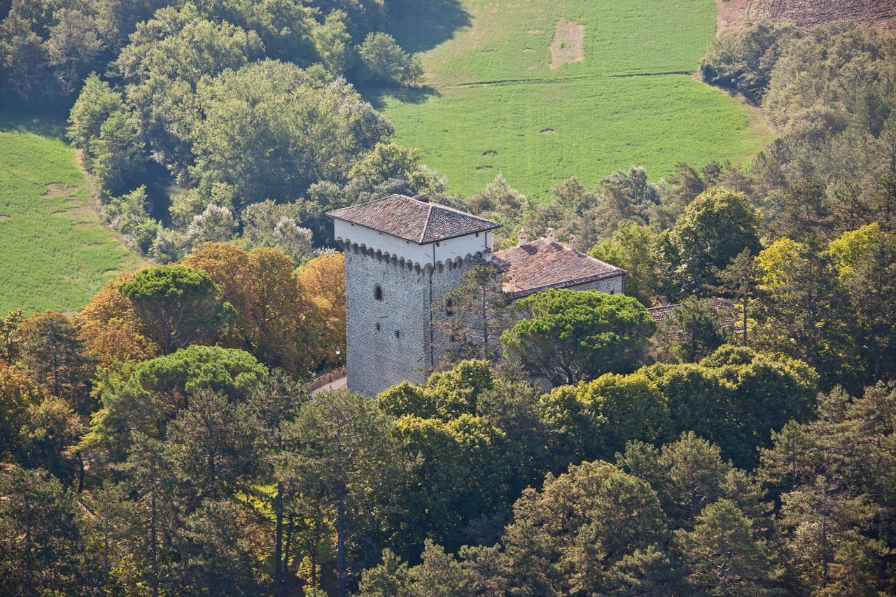 Гостевой дом Castello Di Magrano Carbonesca Экстерьер фото